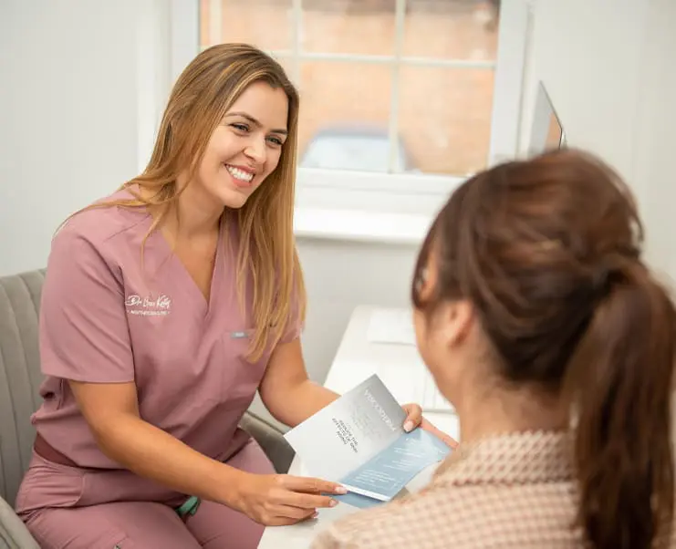dr-grace-kelly-patient-journey-consultation-image-2